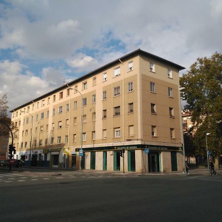Apartamento Turistico Marcelo Celayeta At Cerca Del Centro Pamplona Eksteriør bilde