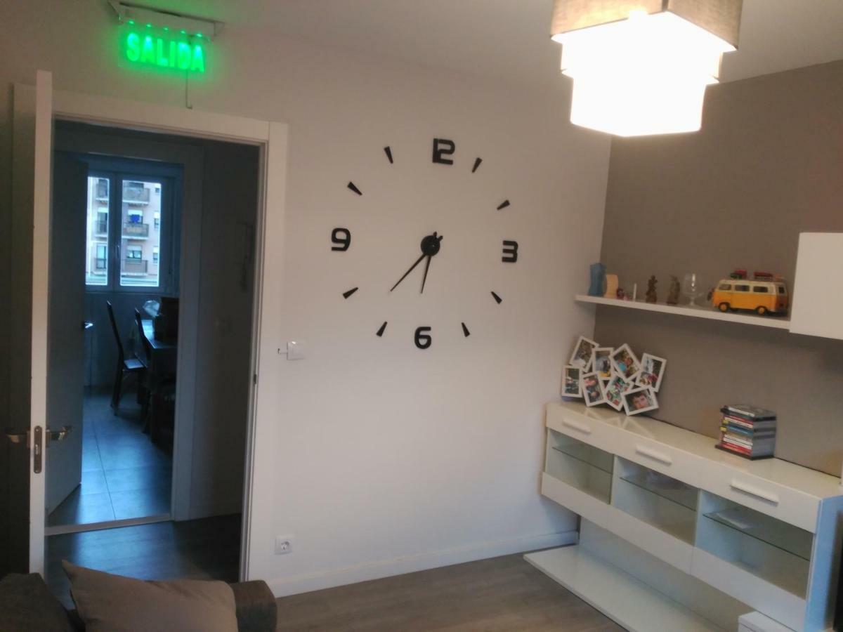 Apartamento Turistico Marcelo Celayeta At Cerca Del Centro Pamplona Eksteriør bilde